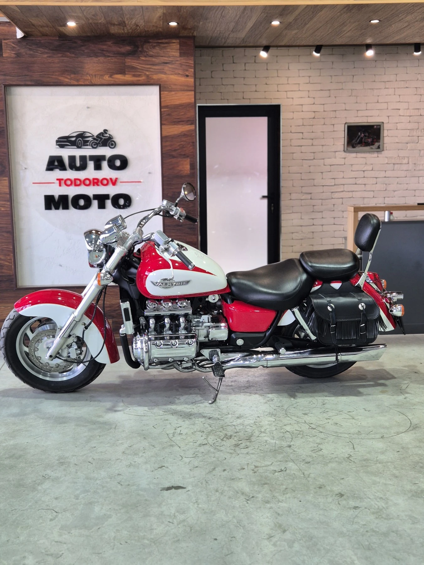 Honda Valkyrie GL 1500 C Нов внос от ШВЕЙЦАРИЯ!!!, снимка 4 - Мотоциклети и мототехника - 56231861
