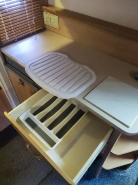 Каравана Avondale Dart 525-4, снимка 14