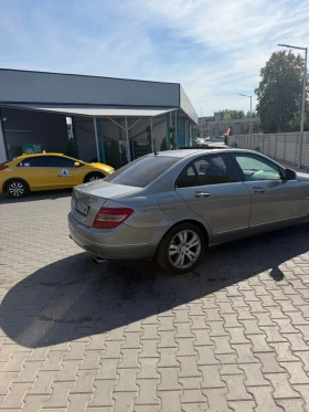 Mercedes-Benz C 320, снимка 4