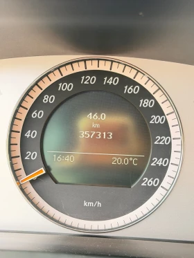 Mercedes-Benz C 220, снимка 14
