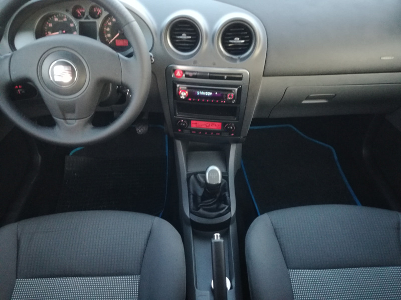 Seat Cordoba 1.4i 16V LANDI RENZO, снимка 13 - Автомобили и джипове - 43245135