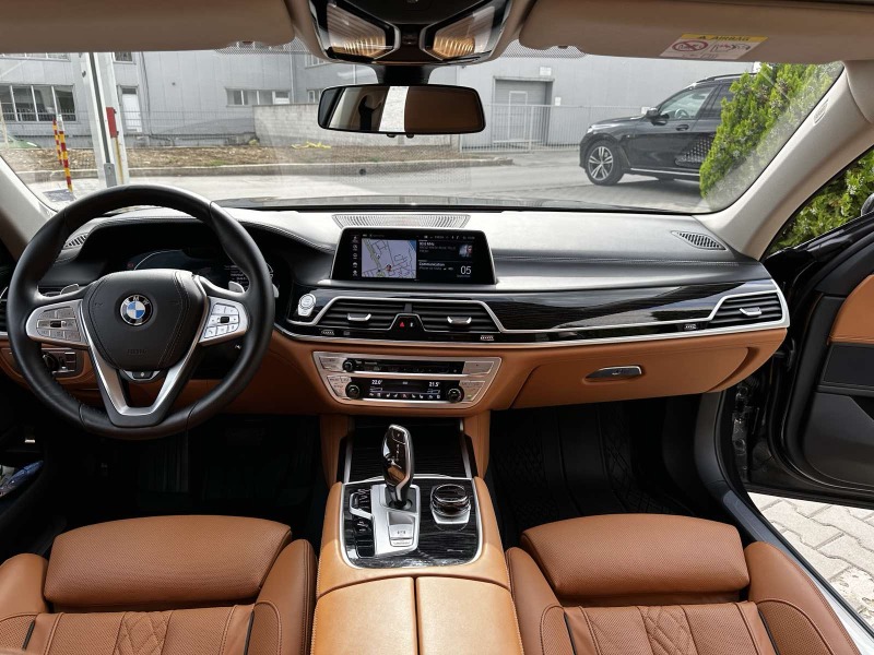 BMW 750 750i xDrive, снимка 8 - Автомобили и джипове - 45191563