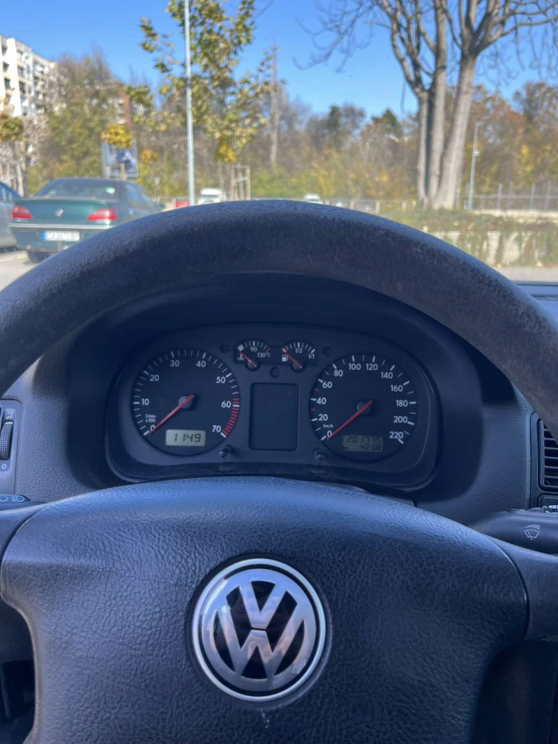 VW Golf 1.4, снимка 4 - Автомобили и джипове - 48029789