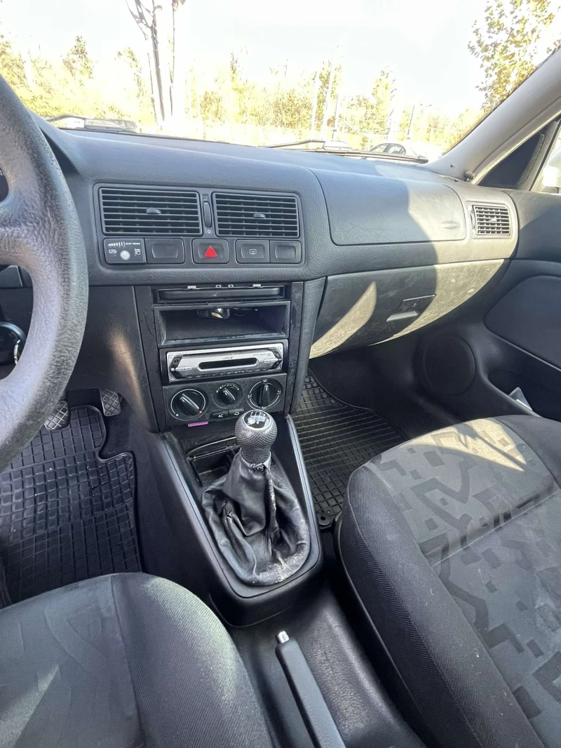 VW Golf 1.4, снимка 7 - Автомобили и джипове - 48029789