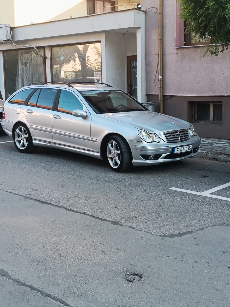 Mercedes-Benz C 220 sport edition, снимка 2 - Автомобили и джипове - 48085900