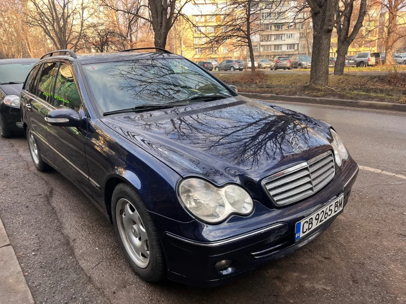 Mercedes-Benz C 220, снимка 7 - Автомобили и джипове - 48796406