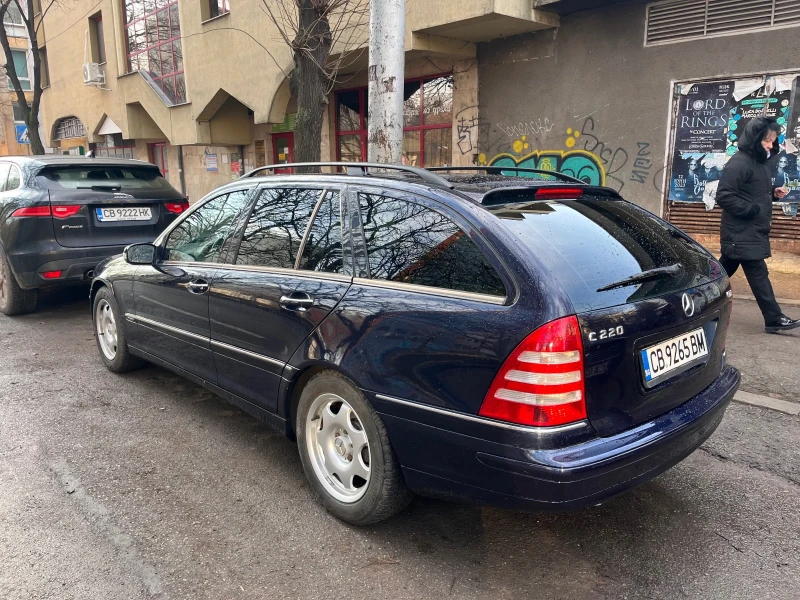 Mercedes-Benz C 220, снимка 3 - Автомобили и джипове - 48796406