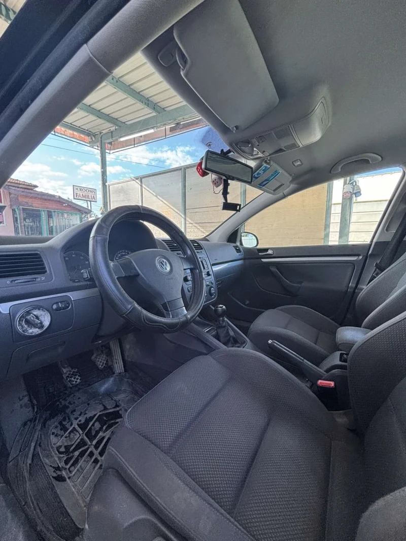 VW Golf  5 2.0 FSI, снимка 7 - Автомобили и джипове - 50691460