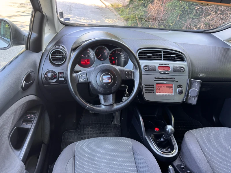 Seat Altea XL 2.0TDI 140hp , снимка 12 - Автомобили и джипове - 51601470