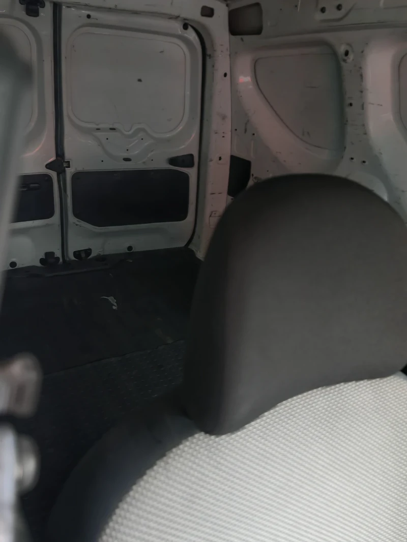 Dacia Dokker, снимка 8 - Автомобили и джипове - 52502732