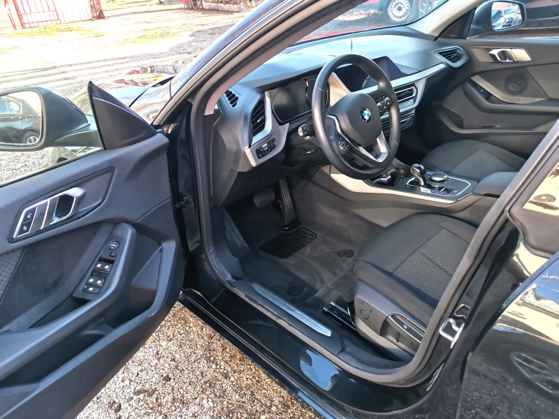 BMW 2 Gran Coupe 216d, снимка 8 - Автомобили и джипове - 52896581