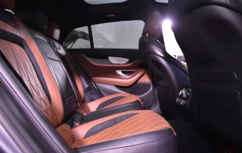 Mercedes-Benz AMG GT 53 4MATIC+ , снимка 10 - Автомобили и джипове - 53361712