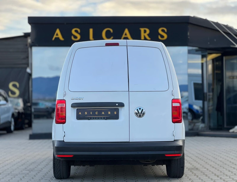 VW Caddy / 2.0 TDI / РЕГИСТРИРАНО И ОБСЛУЖЕНО / , снимка 4 - Автомобили и джипове - 53511018