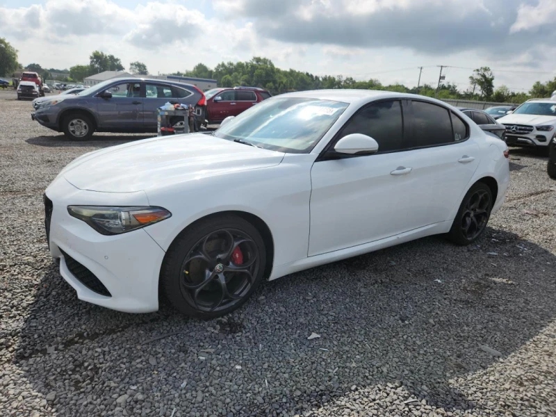 Alfa Romeo Giulia Ti* Q4* Памет на седалките* Подгрев - 23150 лв. - 36258827 1