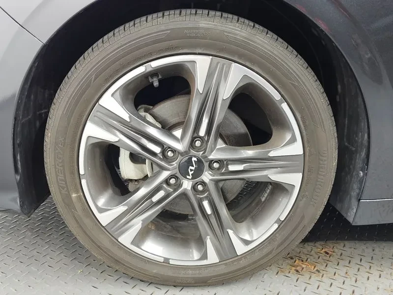 Kia K5 1.6 TURBO PRESTIGE, снимка 5 - Автомобили и джипове - 55027168