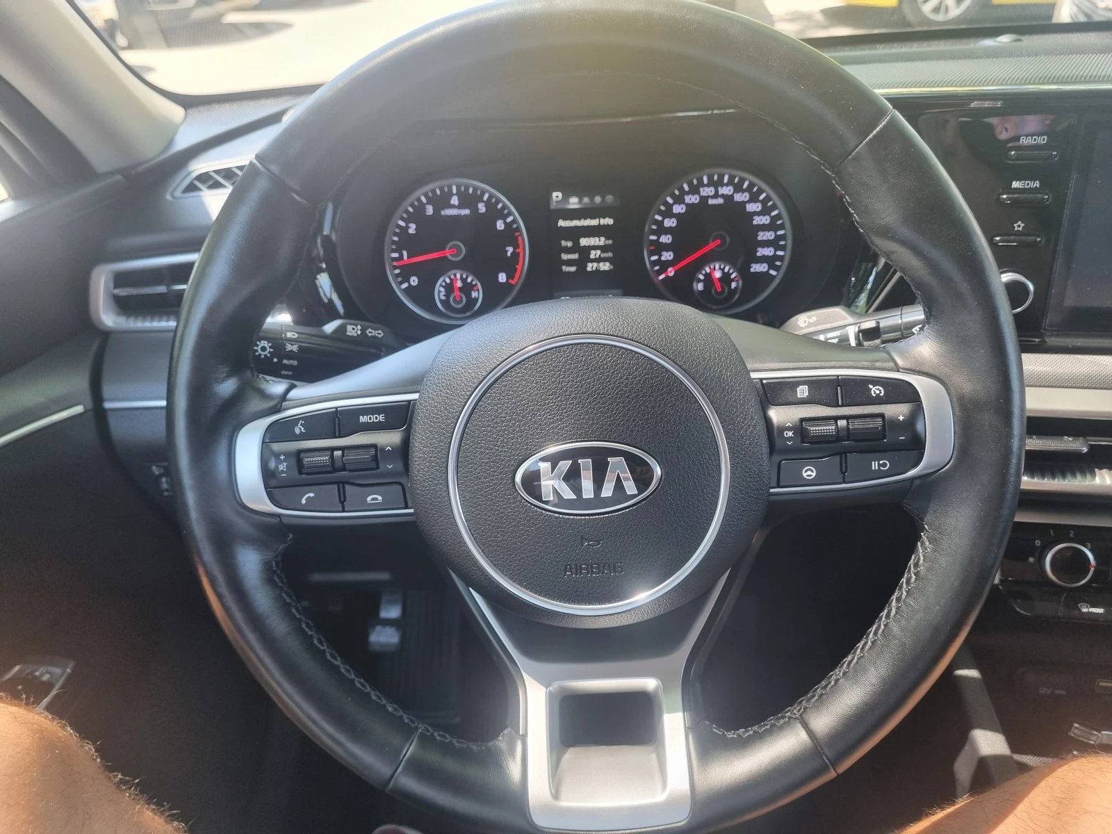 Kia K5 2.0 cm3 LPG - изображение 10