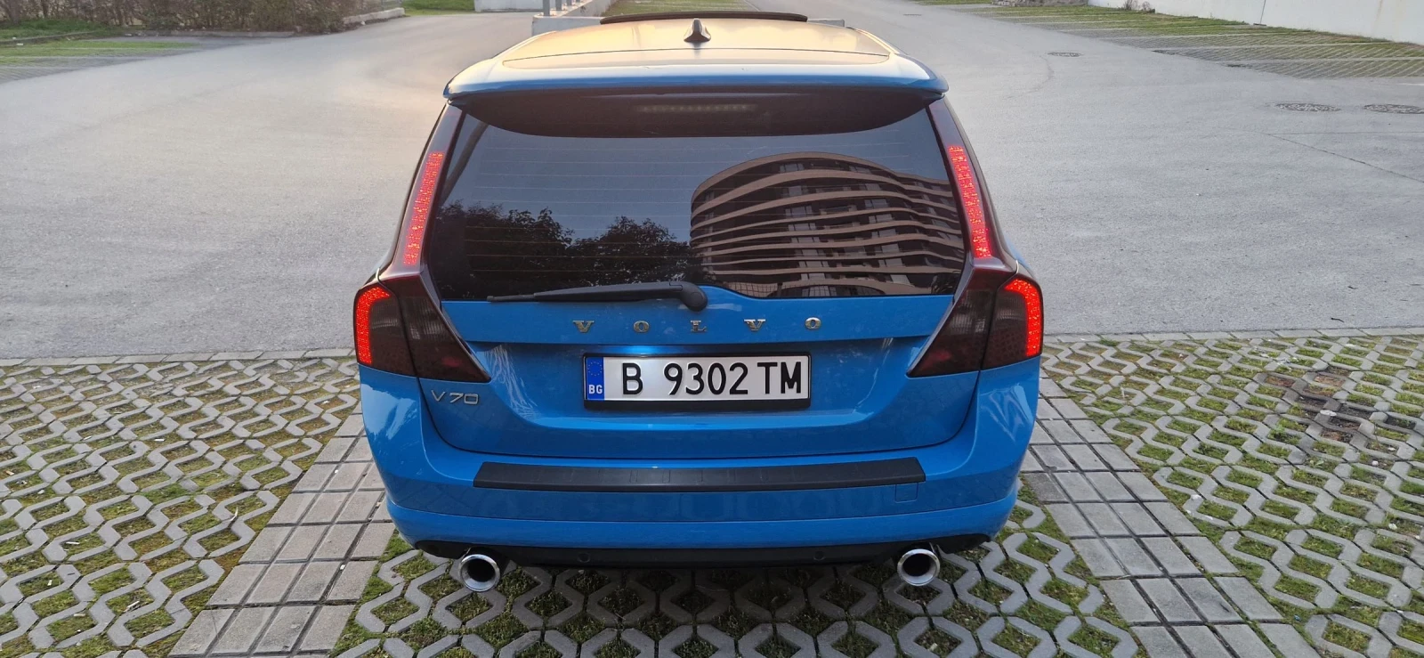 Volvo V70 V70 D5 AWD R DESIGN POLESTAR , снимка 6 - Автомобили и джипове - 51397808