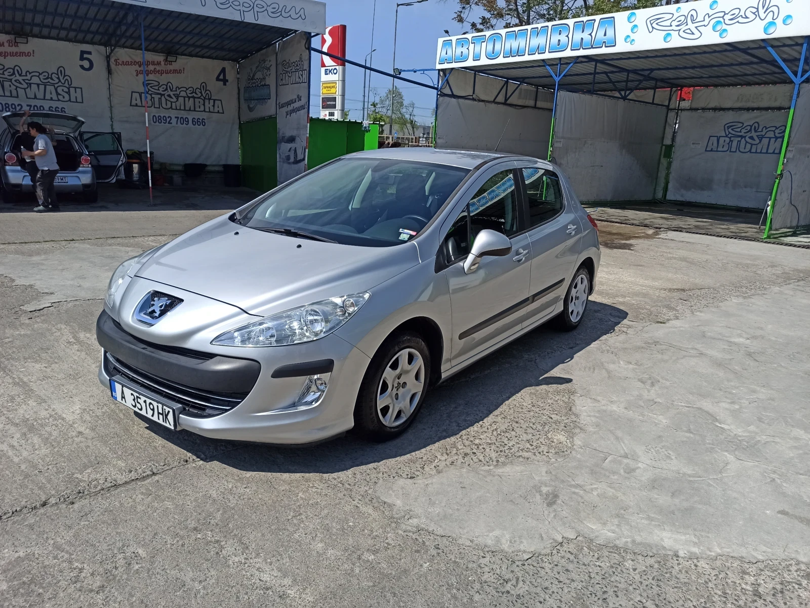 Peugeot 308 1.4i ГАЗ  98k - изображение 2
