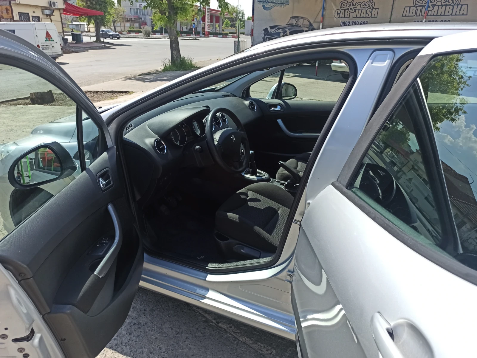 Peugeot 308 1.4i ГАЗ  98k - изображение 10