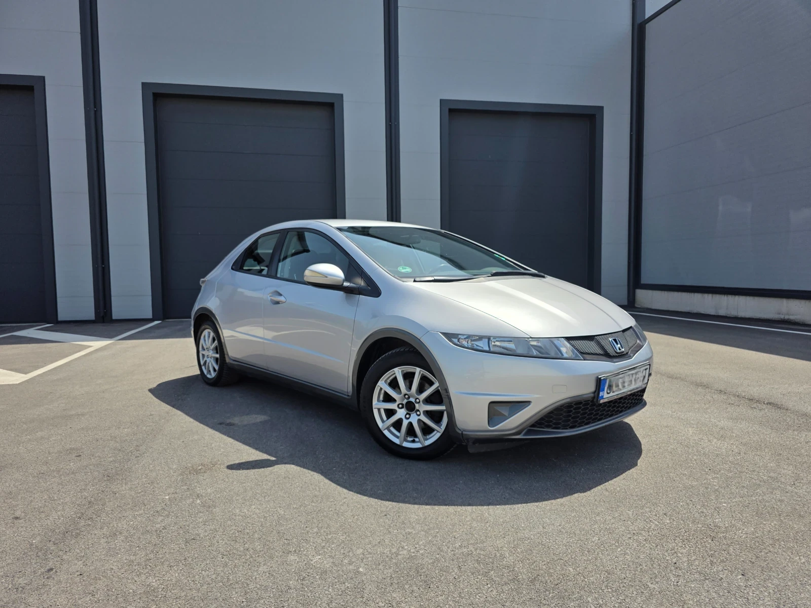 Honda Civic 1.4 i-VTEC (100 кс)  - изображение 2
