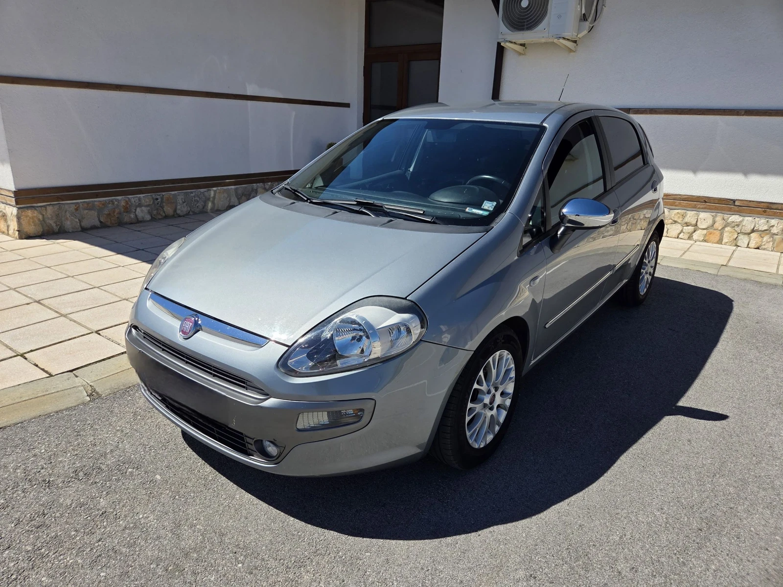 Fiat Punto EVO 1.6Multijet 120k.s. 6sk. - изображение 2