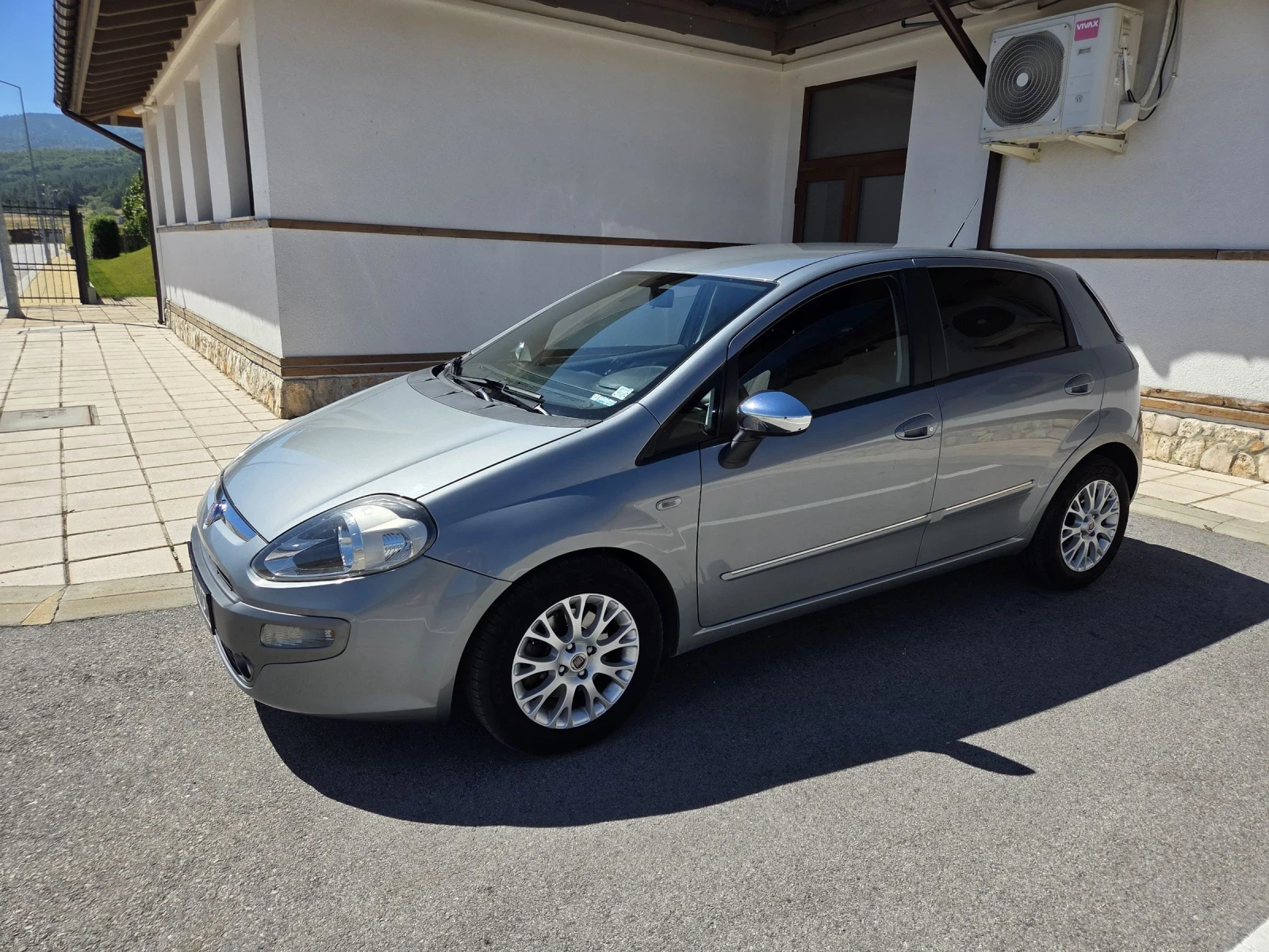 Fiat Punto EVO 1.6Multijet 120k.s. 6sk. - изображение 3