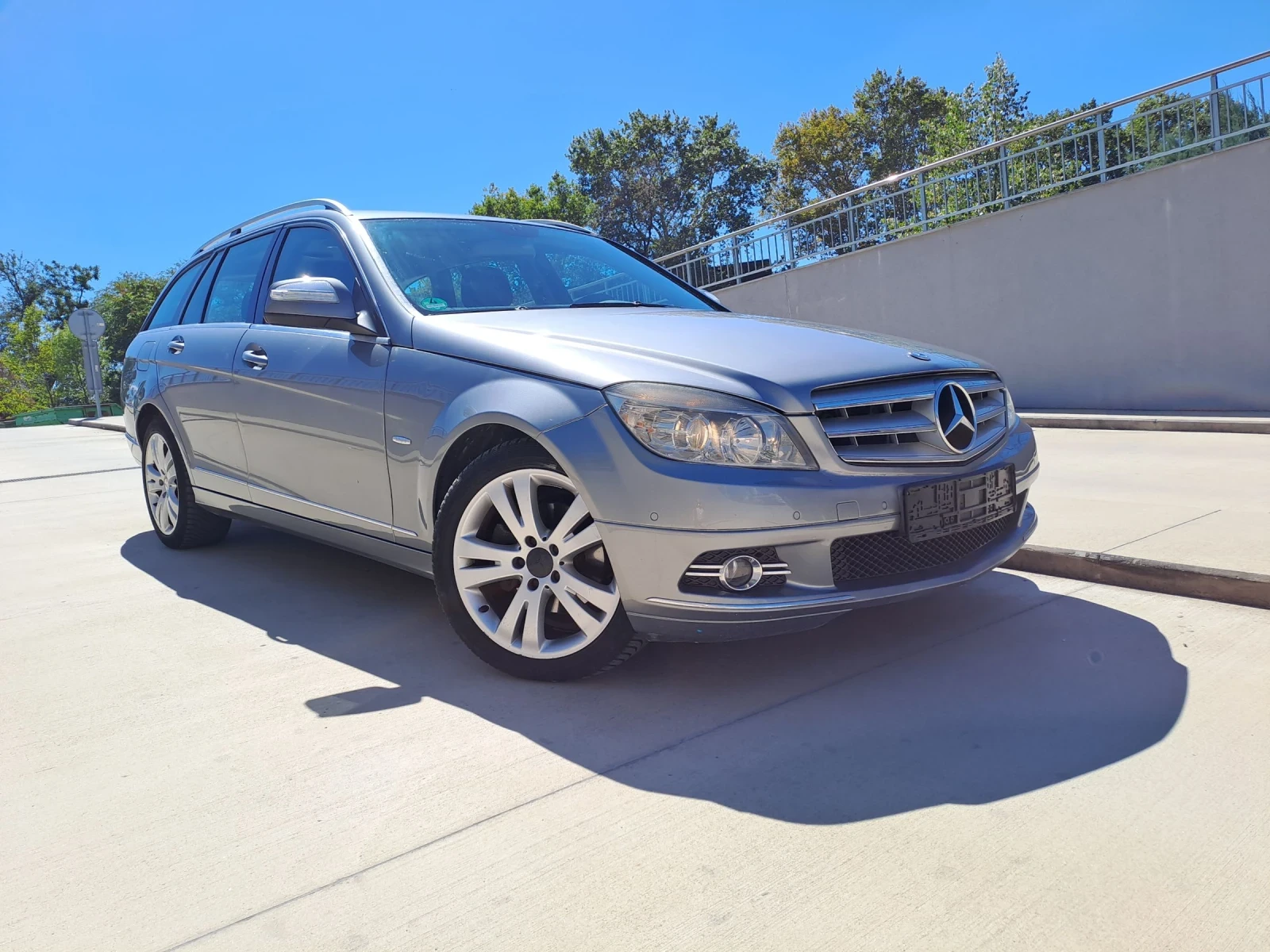 Mercedes-Benz C 180 Авангард/Автомат - изображение 2