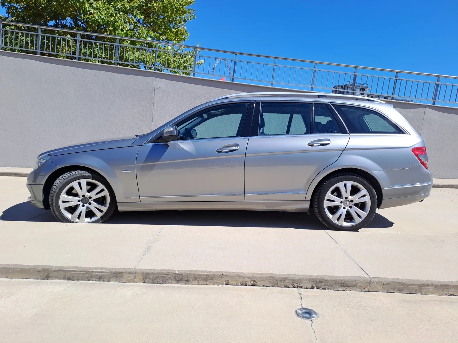 Mercedes-Benz C 180 Авангард/Автомат - изображение 3