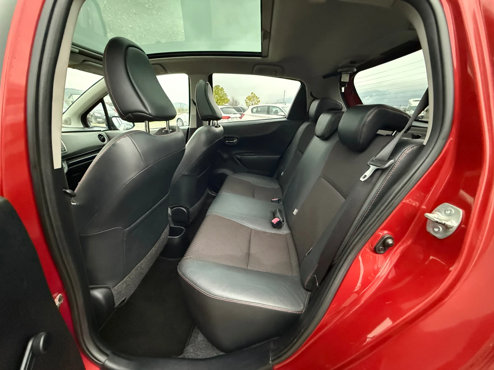 Toyota Yaris 1.33VVTi* * *  | Mobile.bg   14