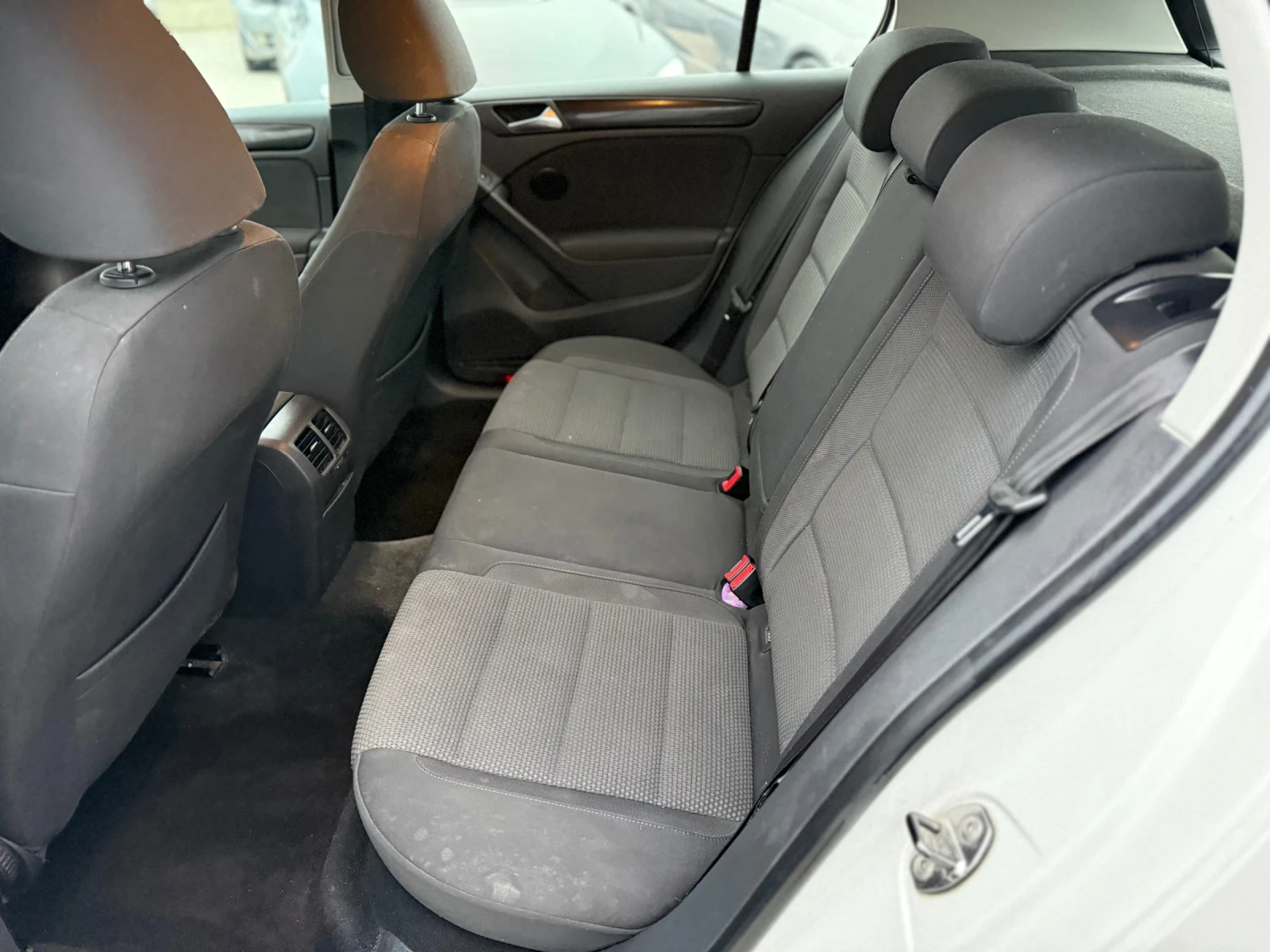 VW Golf 1.2i* 2013г* ТОП Състояние* 122.000КМ* ГАРАНЦИЯ*  - изображение 10