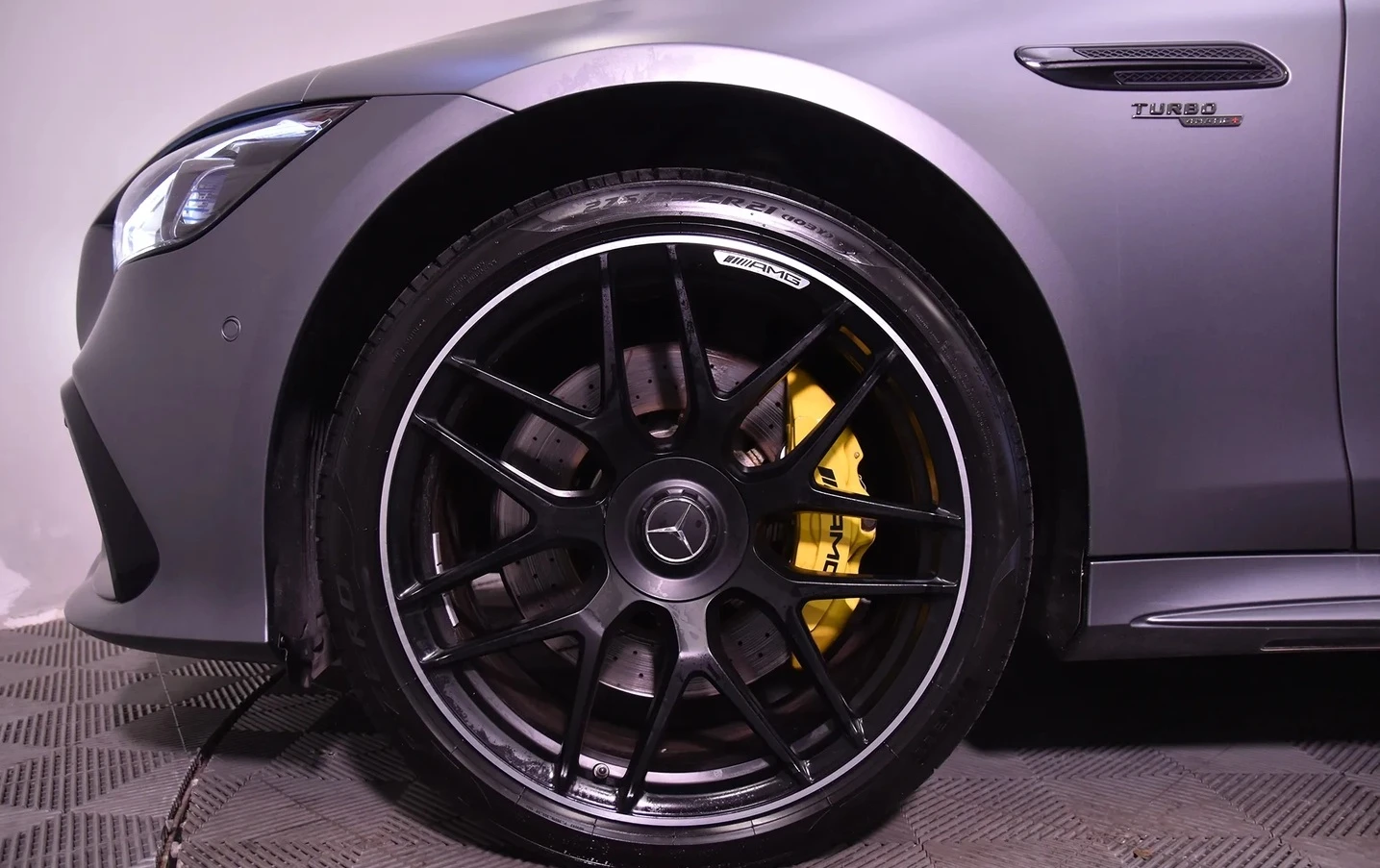 Mercedes-Benz AMG GT 53 4MATIC+  - изображение 4