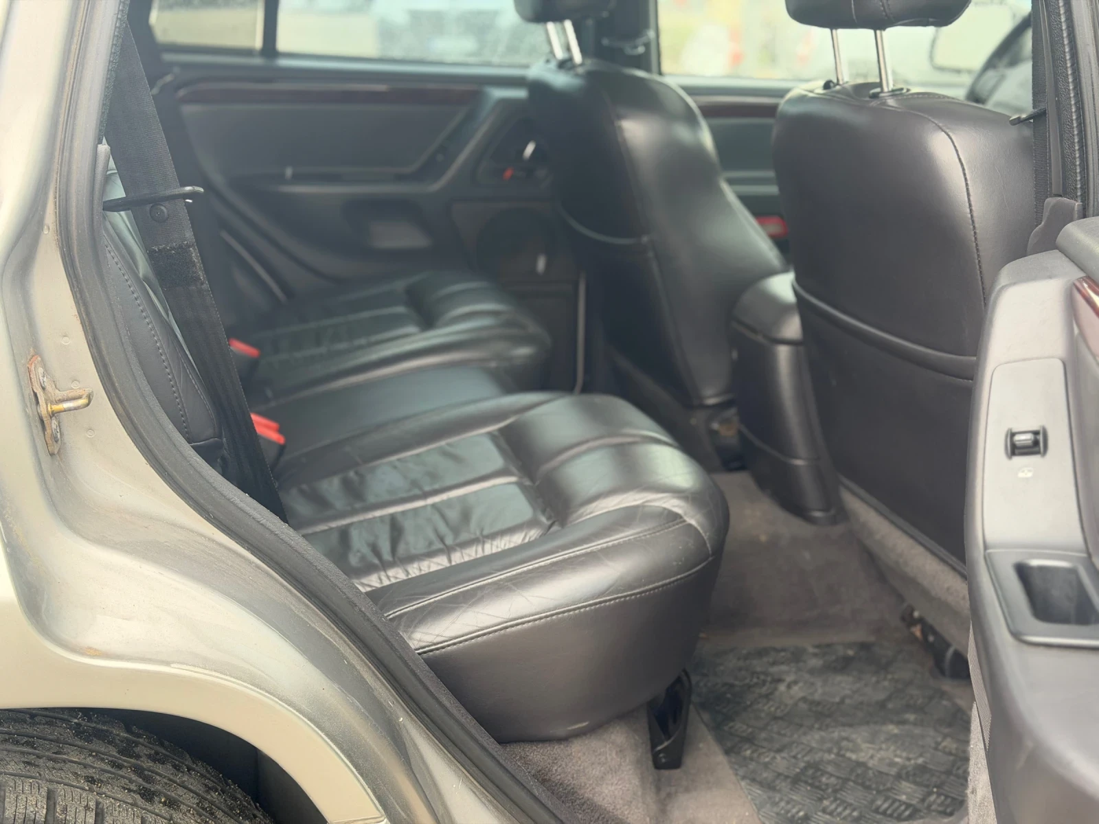 Jeep Grand cherokee 4, 7l/Газ/Бартер/Лизинг, снимка 9 - Автомобили и джипове - 54452318