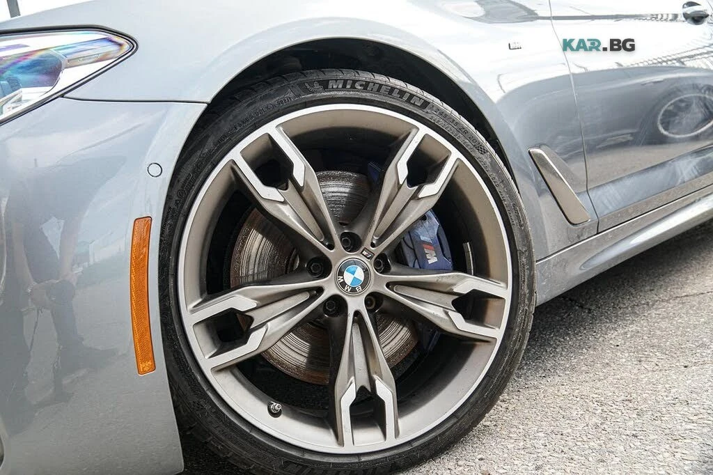 BMW M5 * M-Package* * HeadUp* АвтоКредит* (ЦЕНА ДО БГ)* , снимка 4 - Автомобили и джипове - 54635419