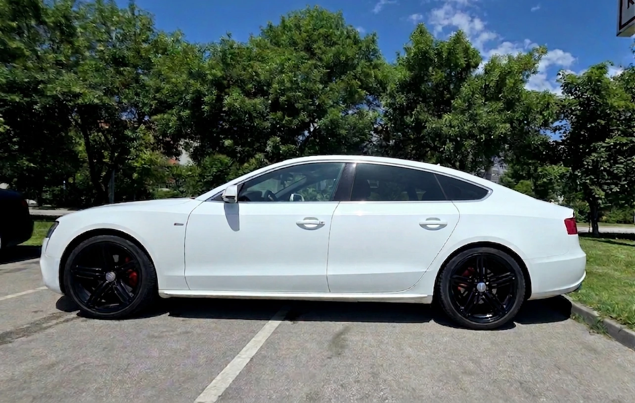 Audi A5 Sportback 3X S-LINE 4x4+ подарък CARPLAY, снимка 8 - Автомобили и джипове - 54790283