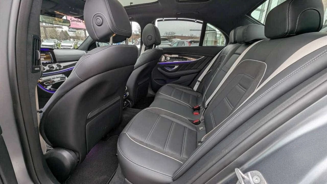 Mercedes-Benz E 63 AMG S * Фиксирана цена до БГ * 20, 000км!!! * , снимка 11 - Автомобили и джипове - 54863247