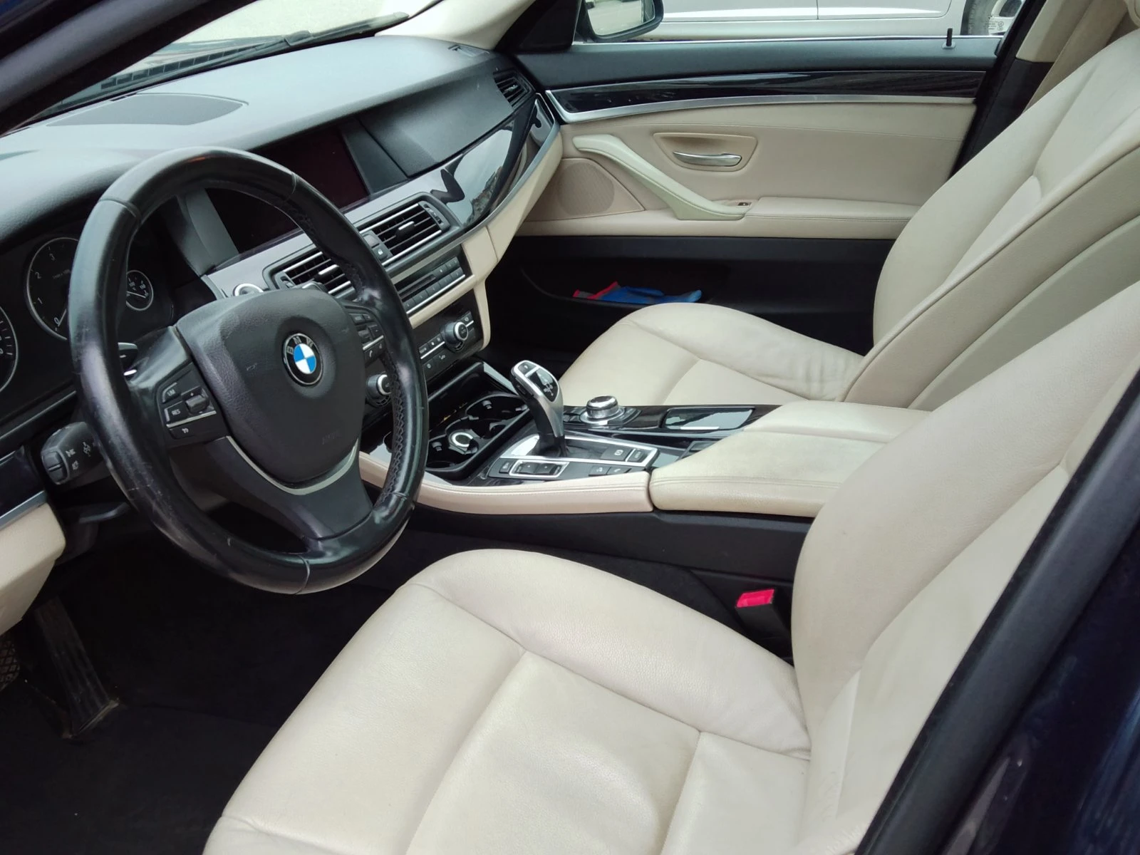 BMW 525 D Xdrive ПАНОРАМА, снимка 13 - Автомобили и джипове - 54966609