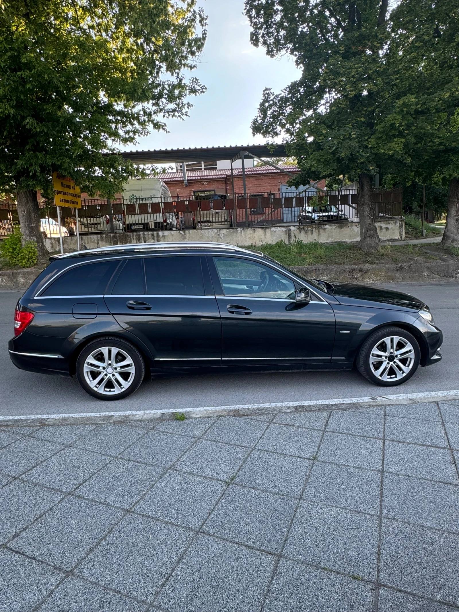 Mercedes-Benz C 200 C220 AVANGARDE, снимка 5 - Автомобили и джипове - 55286552