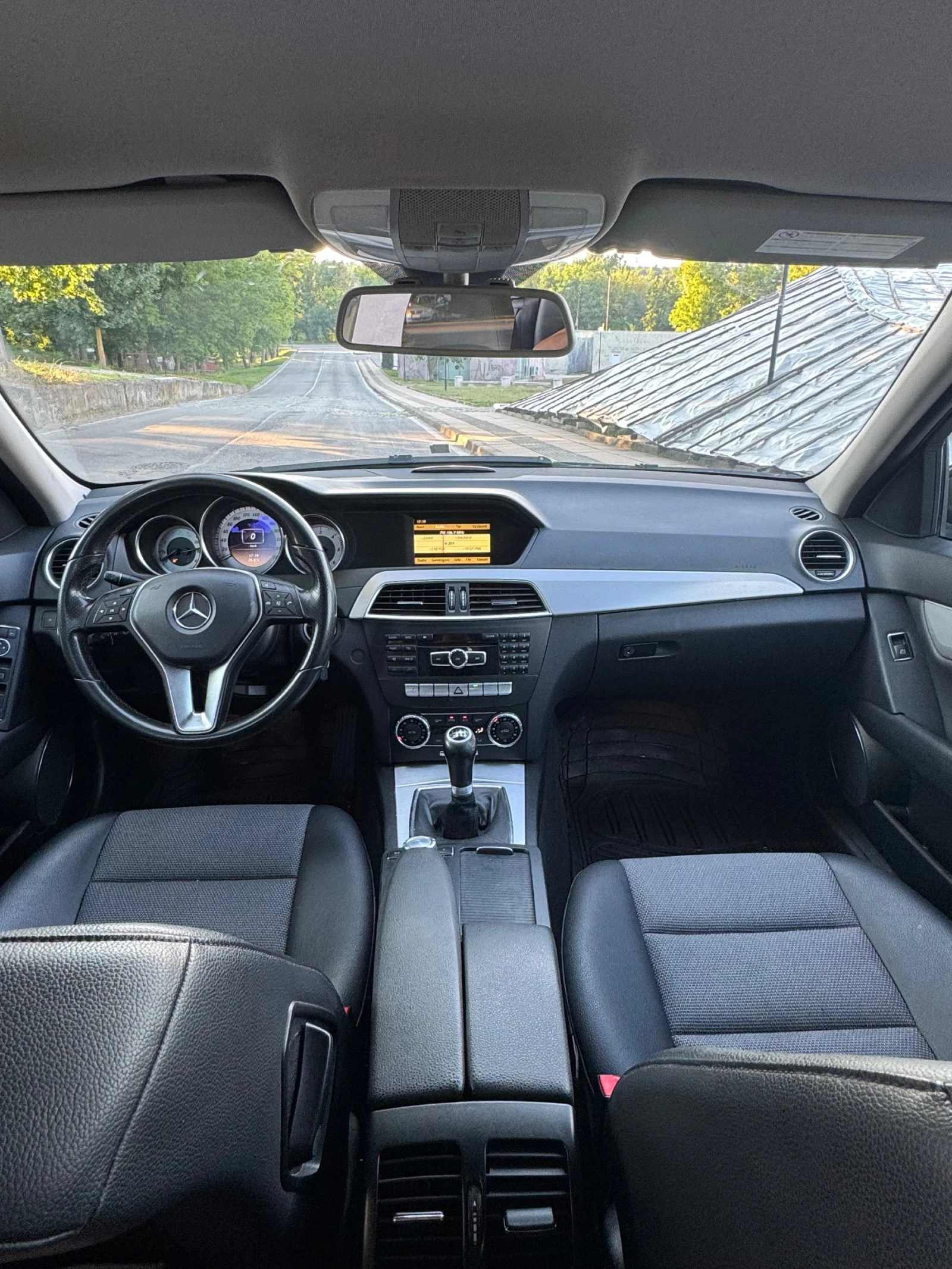 Mercedes-Benz C 200 C220 AVANGARDE, снимка 8 - Автомобили и джипове - 55286552