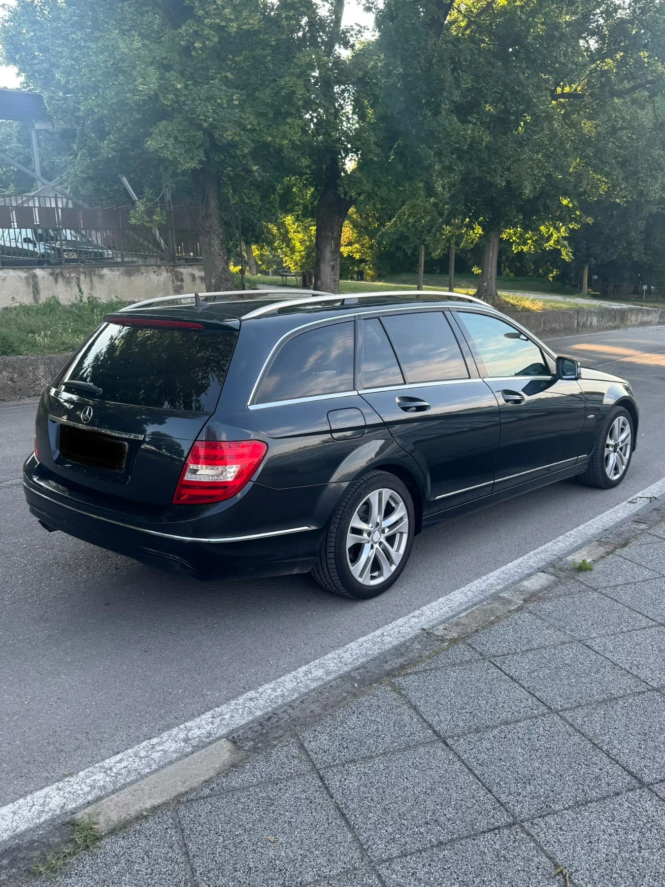 Mercedes-Benz C 200 C220 AVANGARDE, снимка 6 - Автомобили и джипове - 55286552