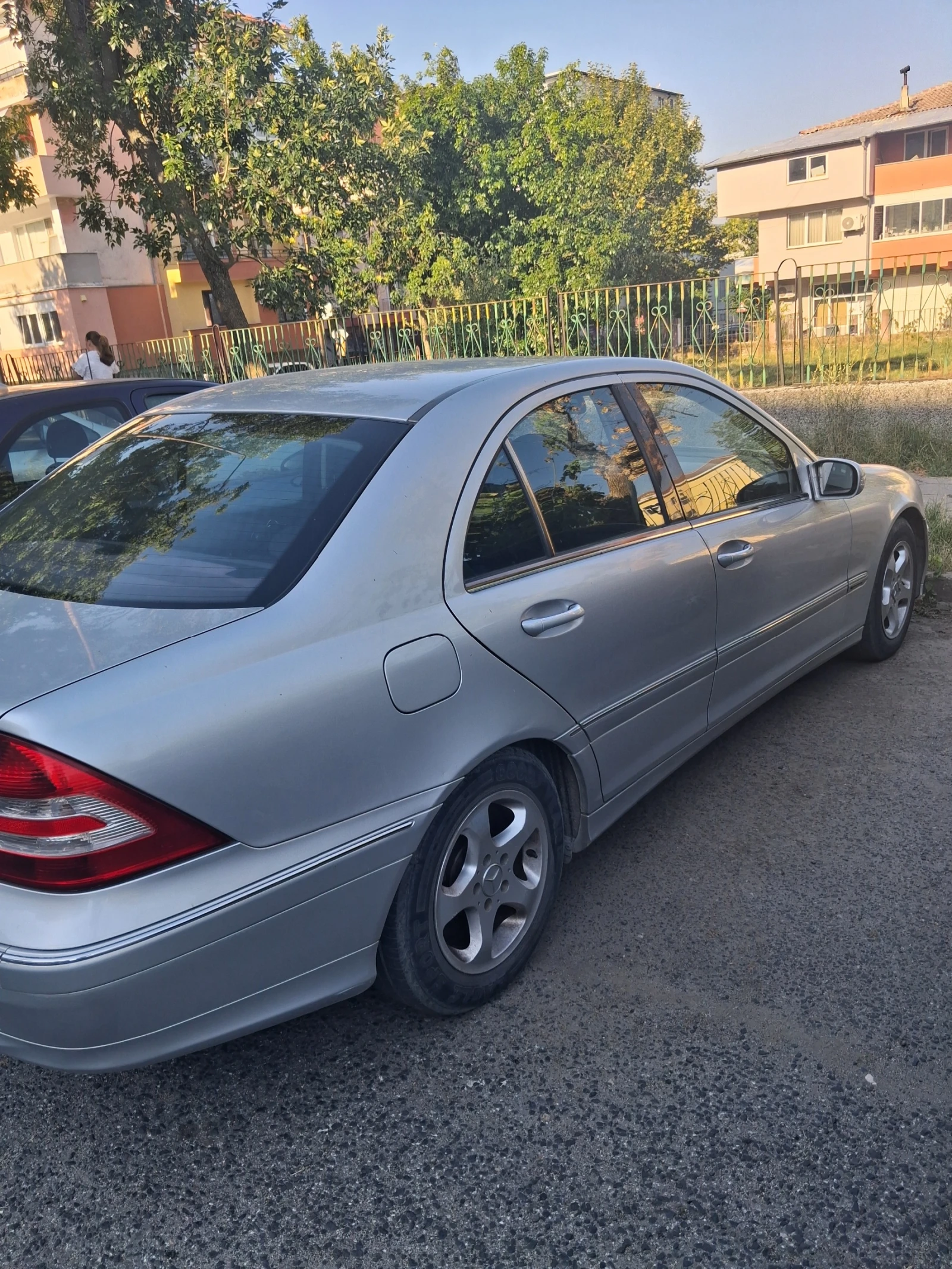 Mercedes-Benz C 220 | Mobile.bg � ����������� 5