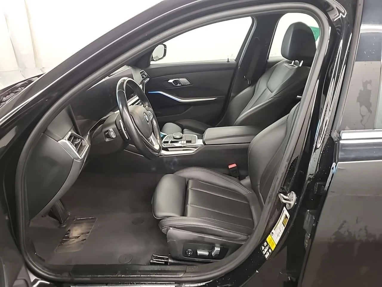 BMW 330 * 330I XDRIVE * АВТОКРЕДИТ БЕЗ ПЪРВОНАЧАЛНА ВНОСКА, снимка 5 - Автомобили и джипове - 55716960