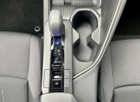 Toyota C-HR 1.8Hybrid 140 .  !     | Mobile.bg    15