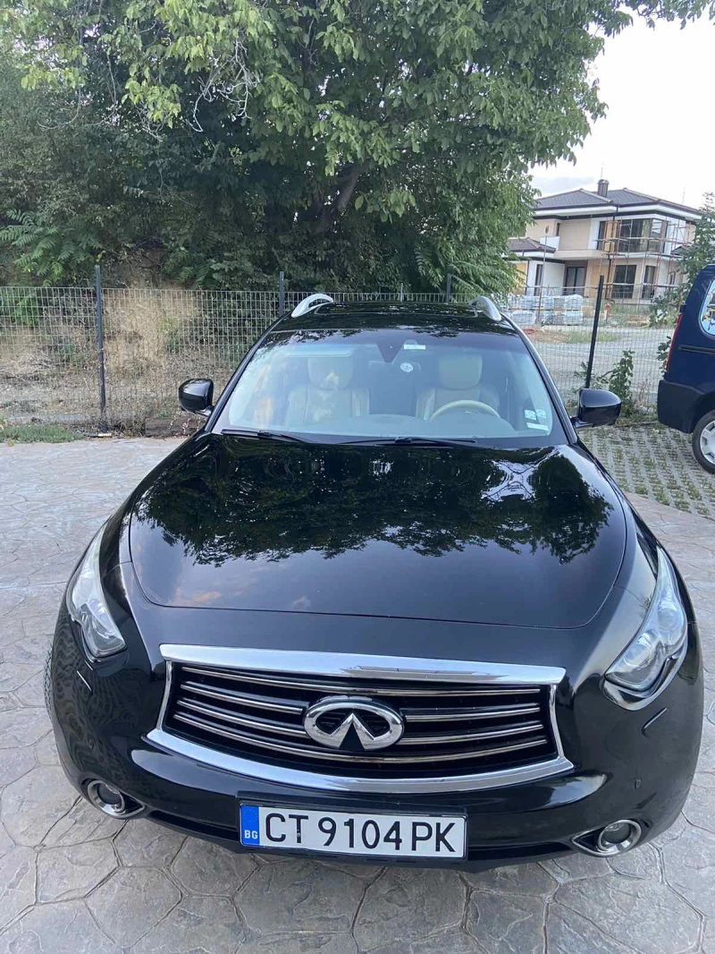 Infiniti QX70, снимка 3 - Автомобили и джипове - 47078840