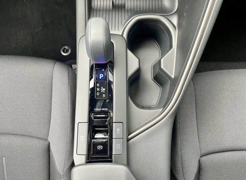 Toyota C-HR 2.0 Hybrid 197 кс.  Наличен в Гаранция  , снимка 15 - Автомобили и джипове - 52542822