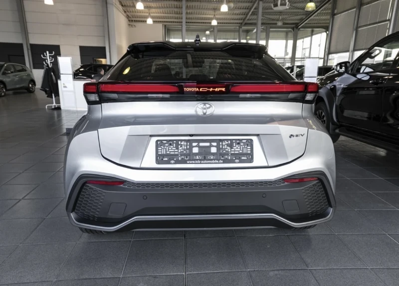 Toyota C-HR 2.0 Hybrid 197 кс.  Наличен в Гаранция  , снимка 6 - Автомобили и джипове - 52542822
