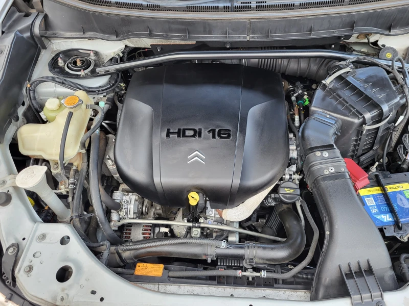 Citroen C-Crosser 2.2HDI, снимка 14 - Автомобили и джипове - 52555104