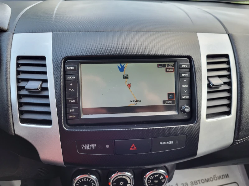 Citroen C-Crosser 2.2HDI, снимка 12 - Автомобили и джипове - 52555104