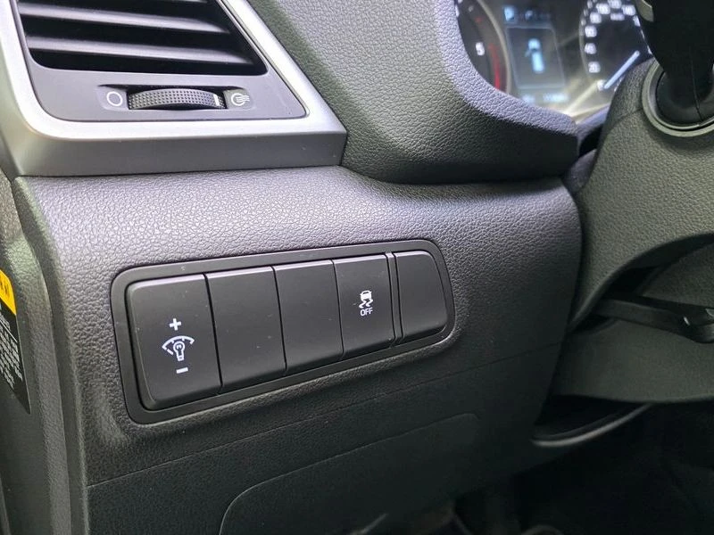 Hyundai Tucson 2.0* AWD* MODERN* ПОДГРЕВ* ОБДУХВАНЕ, снимка 14 - Автомобили и джипове - 54664493