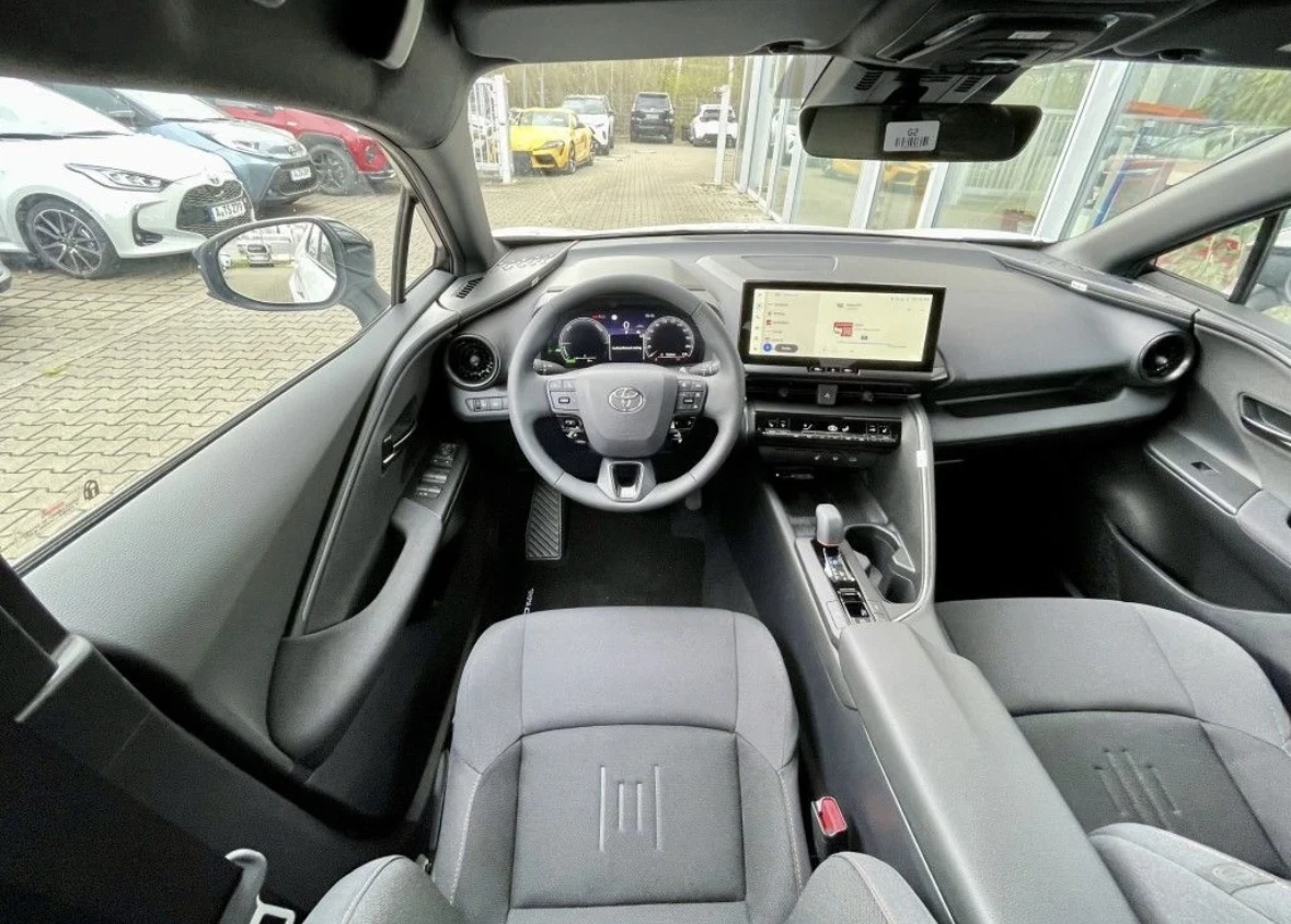 Toyota C-HR 1.8Hybrid 140 кс. Наличен ! Нов в Гаранция  - изображение 9