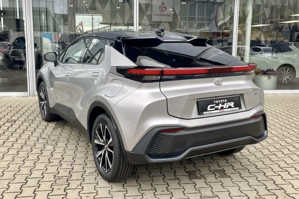 Toyota C-HR 1.8Hybrid 140 кс. Наличен ! Нов в Гаранция  - изображение 5